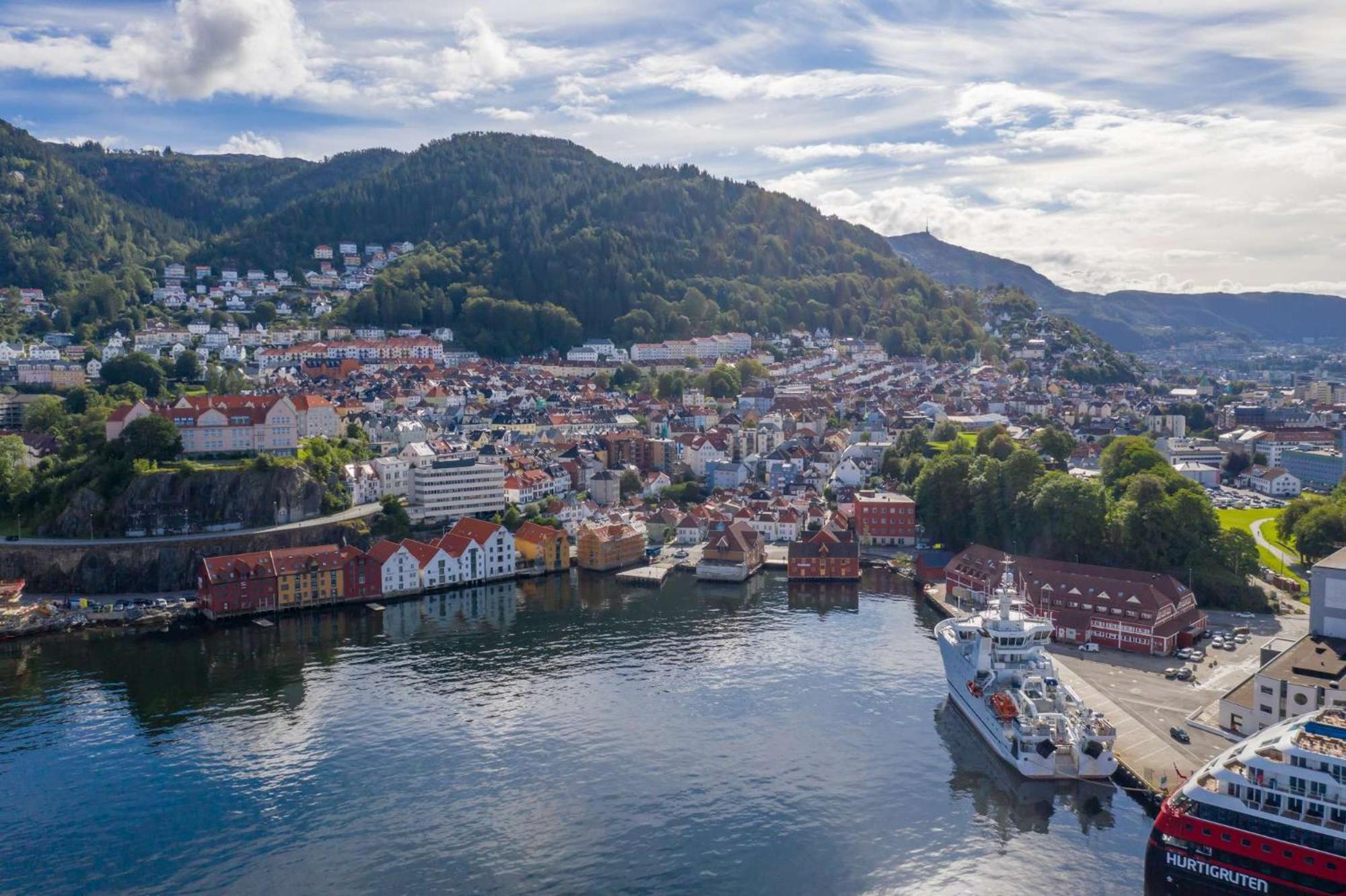 Apartamento New Sandviken With Stunning View
