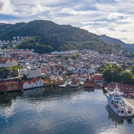 New Sandviken Apartment With Stunning View Bergen Buitenkant foto