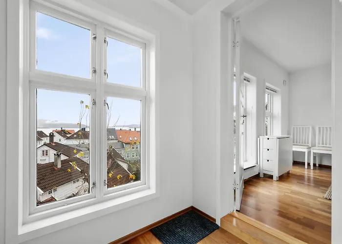 New Sandviken Apartment With Stunning View